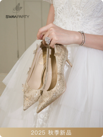 2025年秋季新品蝴蝶绸缎高跟鞋婚鞋女满钻气质单鞋