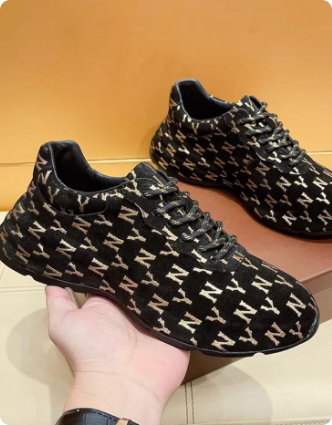 专柜2025年新款潮牌轻奢老爹鞋烫金字母真皮百搭休闲运动鞋男